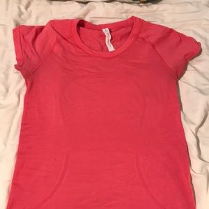 Lululemon swiftly tech short sleeve